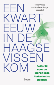 Een kwarteeuw in de Haagse vissenkom van Simon Otjes en Léonie de Jonge (ISBN 9789024457960)
