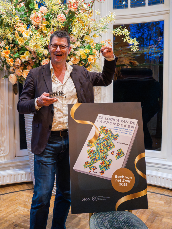 Hans Vermaak Winnaar OOA SIOO Boek van het Jaar